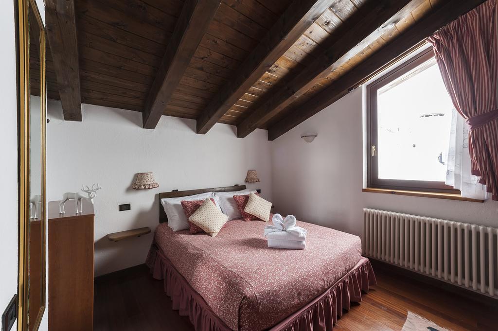 Hotel Baita Cretaz Брей-Червиния Экстерьер фото