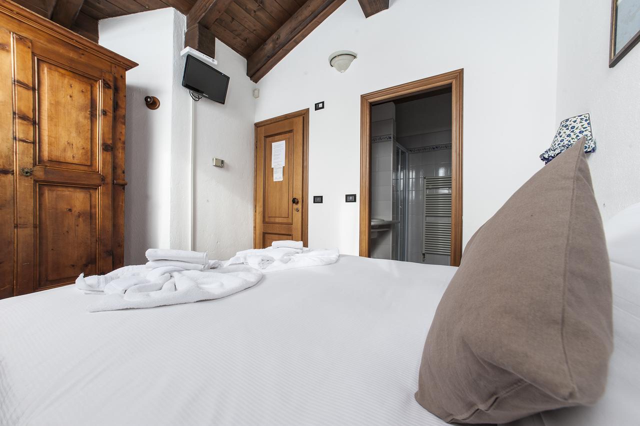 Hotel Baita Cretaz Брей-Червиния Экстерьер фото